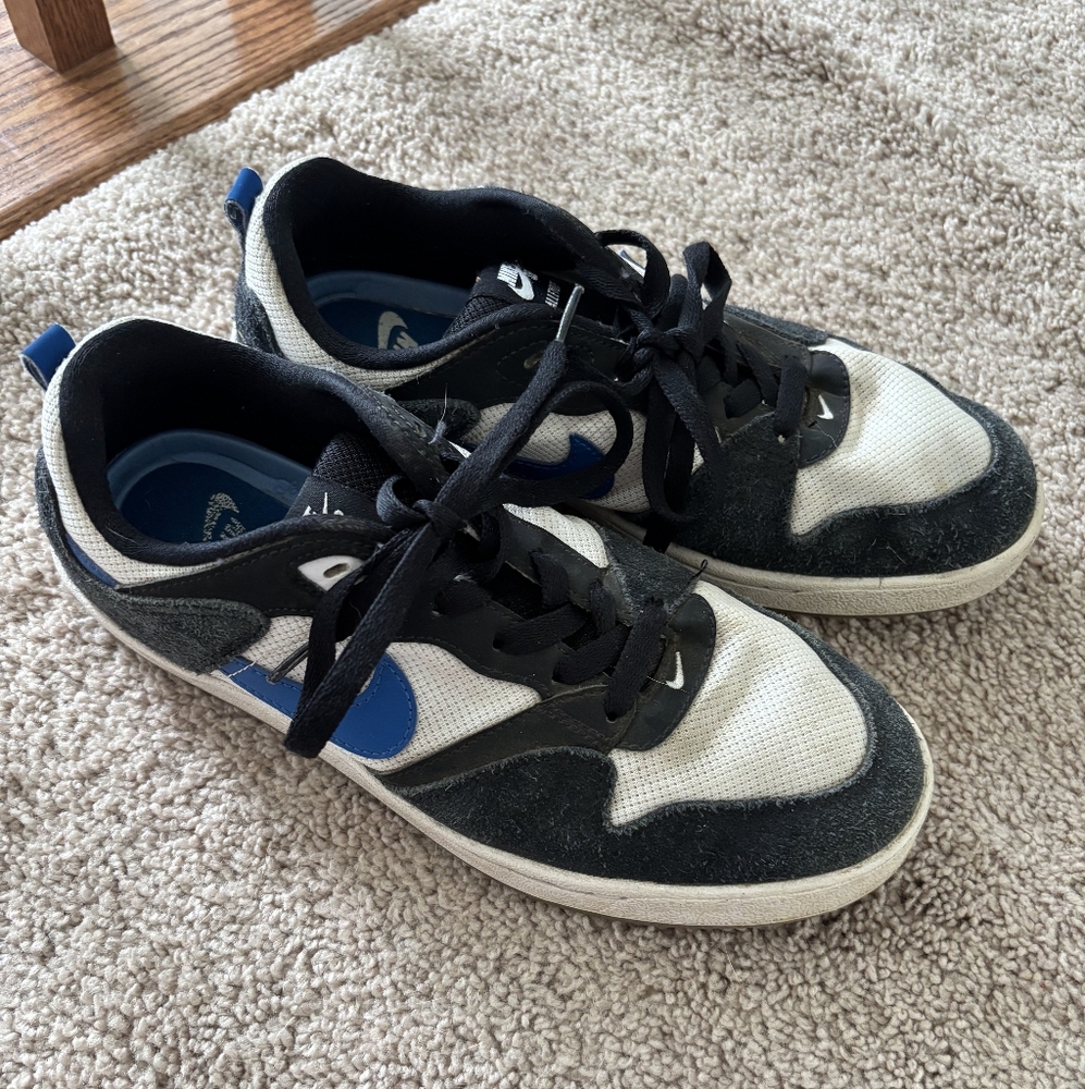 Nike Men's Boy's SB Alleyoop 7.5 skate shoe